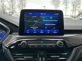 Ford Kuga (2022) thumbnail 10