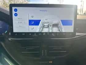 Ford Focus (2024) thumbnail 2