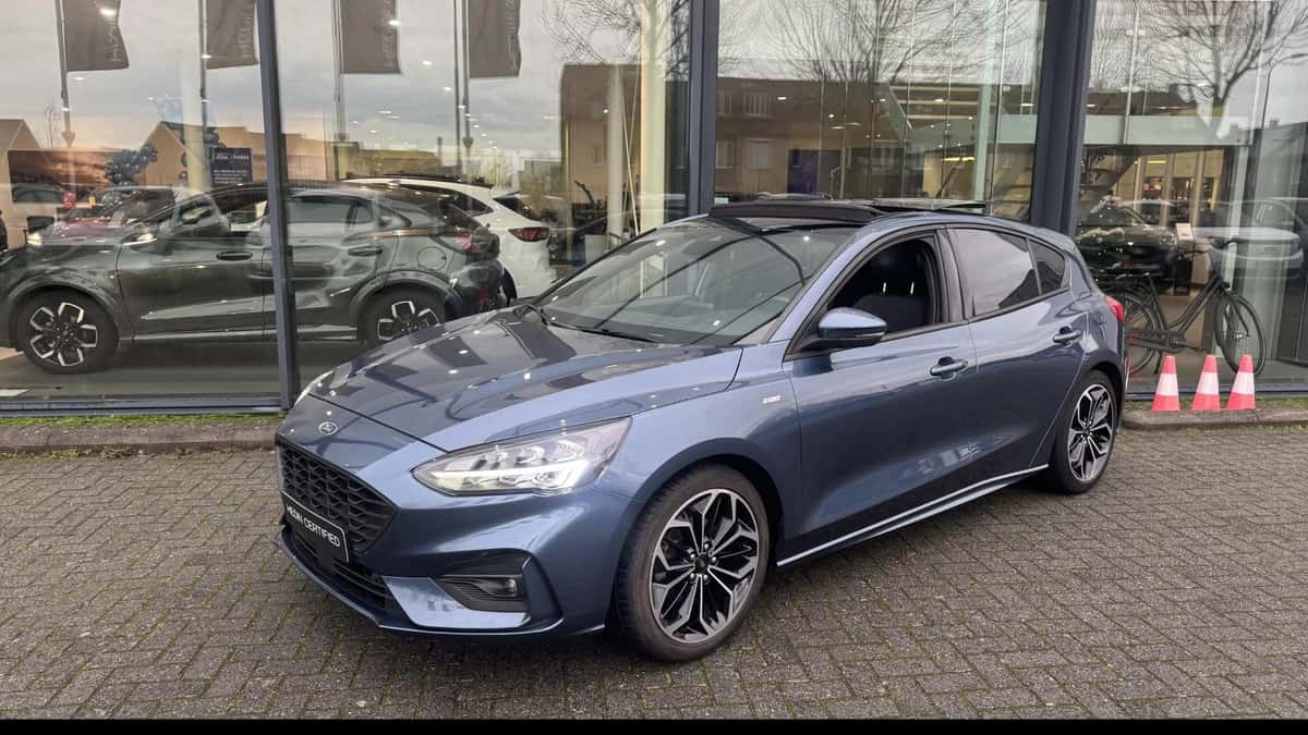 Ford Focus (2020) — foto 1