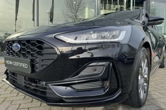 Ford Focus (2024) thumbnail 5