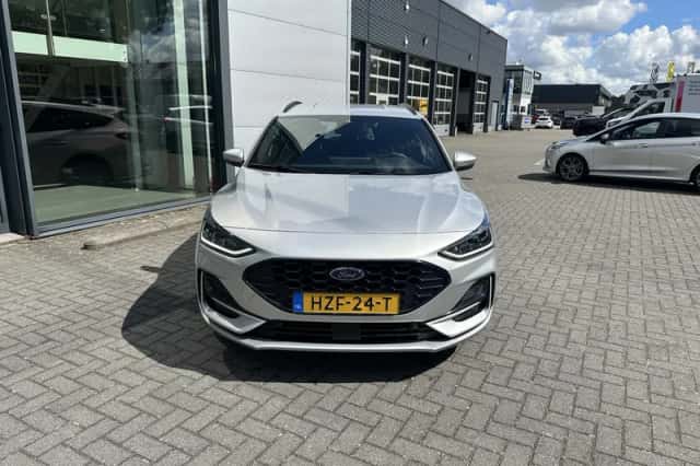 Ford Focus (2025) thumbnail 6