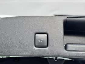 Ford Kuga (2025) thumbnail 21