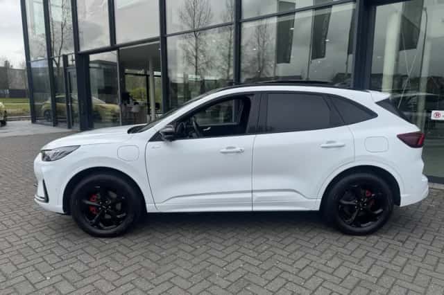 Ford Kuga (2025) thumbnail 6
