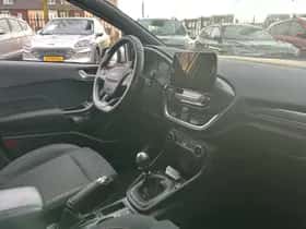 Ford Fiesta (2021) thumbnail 18