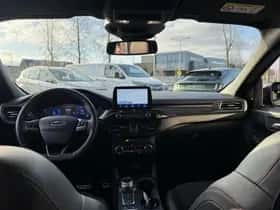 Ford Kuga (2023) thumbnail 3