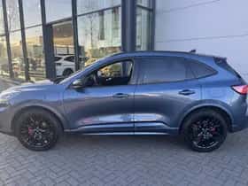 Ford Kuga (2023) thumbnail 6