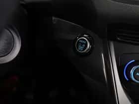 Ford C-Max (2018) thumbnail 16