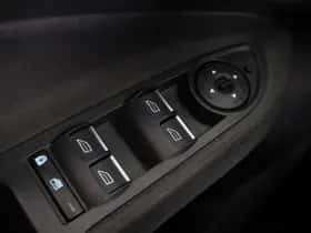 Ford C-Max (2018) thumbnail 19