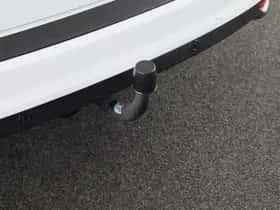 Ford C-Max (2018) thumbnail 22