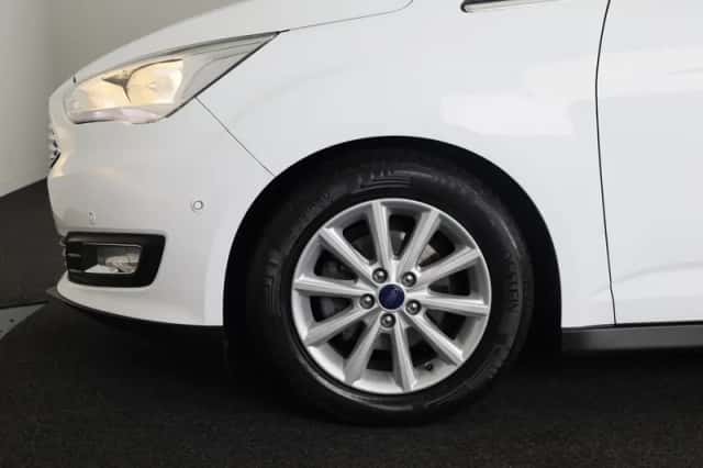 Ford C-Max (2018) thumbnail 4