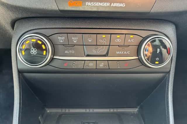 Ford Fiesta (2021) thumbnail 6