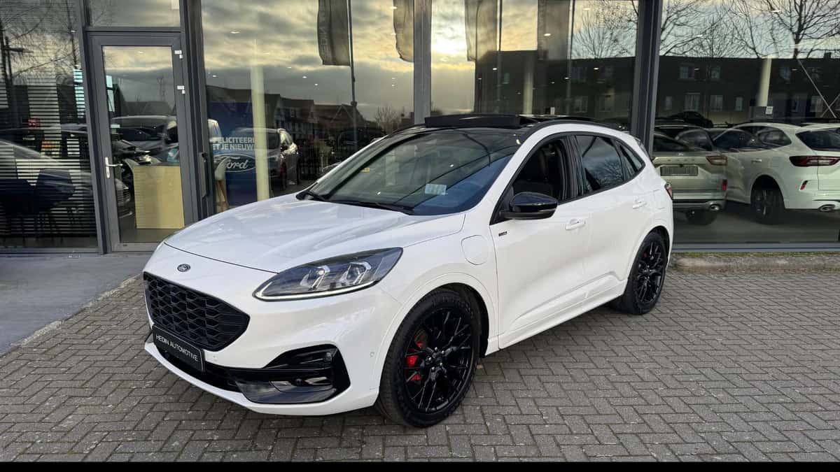 Ford Kuga (2023) — foto 1