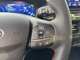 Ford Kuga (2023) thumbnail 15