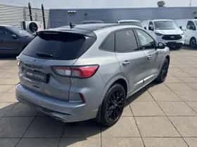 Ford Kuga (2023) thumbnail 2
