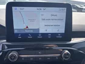 Ford Kuga (2023) thumbnail 23