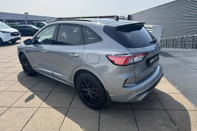 Ford Kuga (2023) thumbnail 6