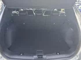 Ford Kuga (2023) thumbnail 9