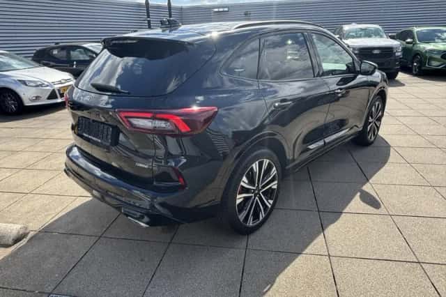 Ford Kuga (2025) thumbnail 2