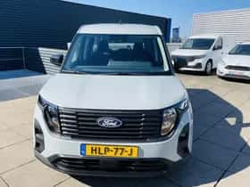 Ford Transit Courier (2024) thumbnail 5
