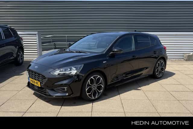 Ford Focus (2019) thumbnail 1