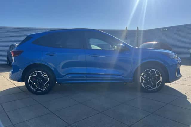 Ford Kuga (2025) thumbnail 6