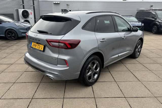 Ford Kuga (2025) thumbnail 2