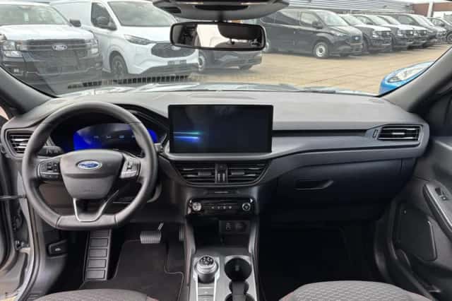 Ford Kuga (2025) thumbnail 3