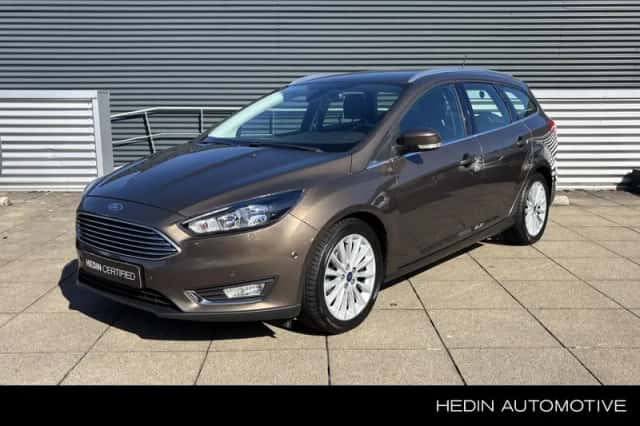 Ford Focus (2018) thumbnail 1