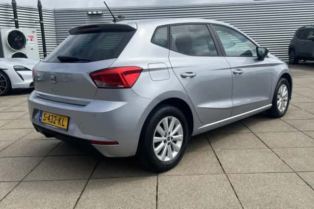 SEAT Ibiza (2023) thumbnail 5