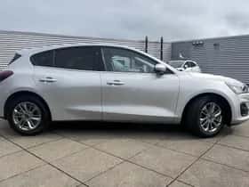 Ford Focus (2023) thumbnail 13
