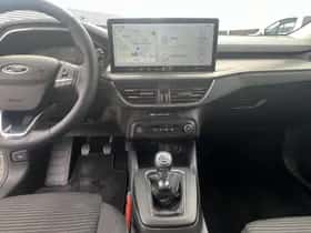 Ford Focus (2023) thumbnail 24