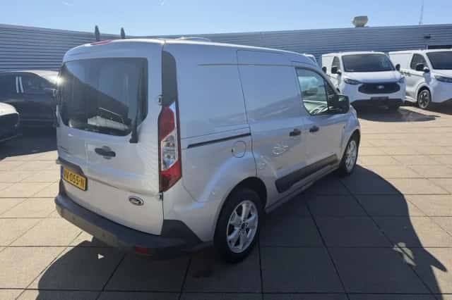 Ford Transit Connect (2015) thumbnail 6