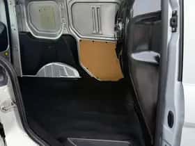 Ford Transit Connect (2015) thumbnail 8