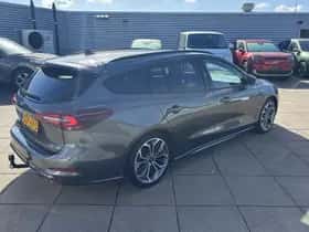 Ford Focus (2024) thumbnail 2