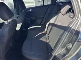 Ford Focus (2024) thumbnail 32