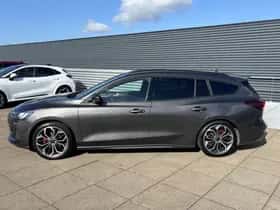 Ford Focus (2024) thumbnail 5