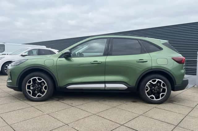 Ford Kuga (2025) thumbnail 2