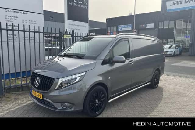 Mercedes-Benz Vito (2022) thumbnail 1
