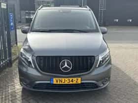 Mercedes-Benz Vito (2022) thumbnail 2