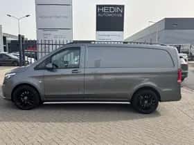 Mercedes-Benz Vito (2022) thumbnail 3
