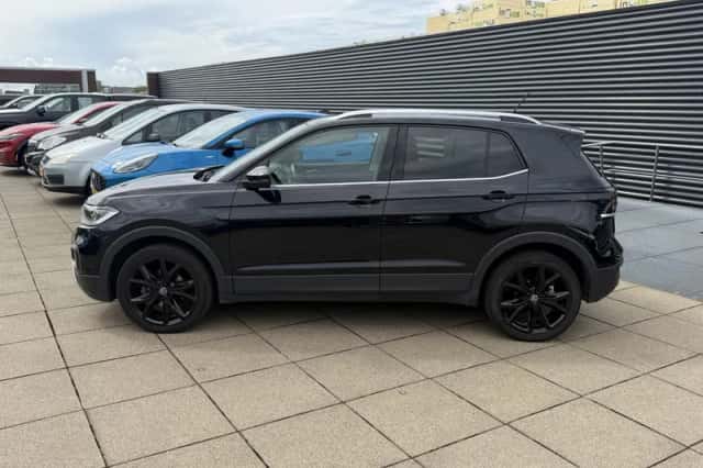 Volkswagen T-Cross (2023) thumbnail 2