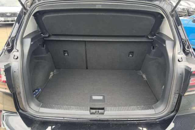 Volkswagen T-Cross (2023) thumbnail 5