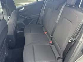 Ford Focus (2023) thumbnail 26