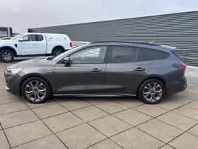 Ford Focus (2023) thumbnail 5