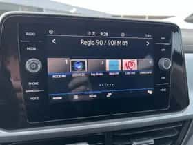 Volkswagen T-Roc (2025) thumbnail 18