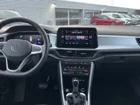 Volkswagen T-Roc (2025) thumbnail 3