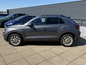 Volkswagen T-Roc (2025) thumbnail 5
