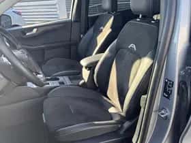 Ford Kuga (2024) thumbnail 15