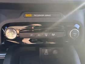 Ford Kuga (2024) thumbnail 27
