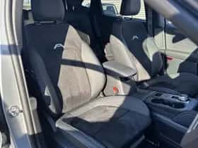 Ford Kuga (2024) thumbnail 32